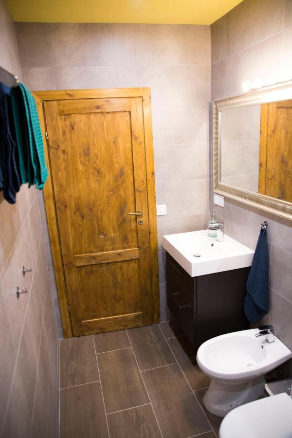 Luxurio Rooms With Baths Livorno Ngoại thất bức ảnh