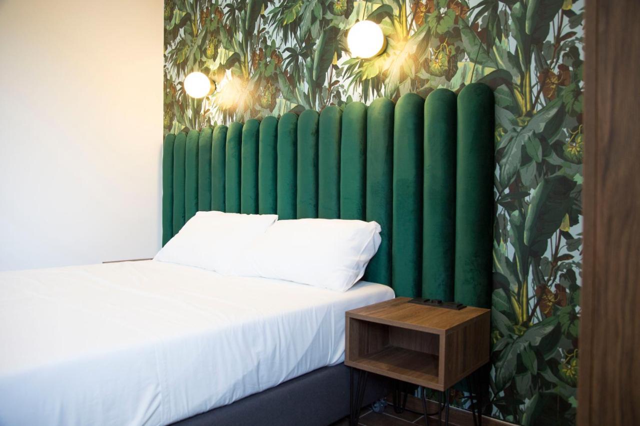 Luxurio Rooms With Baths Livorno Ngoại thất bức ảnh