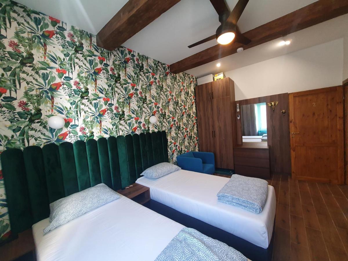 Luxurio Rooms With Baths Livorno Ngoại thất bức ảnh