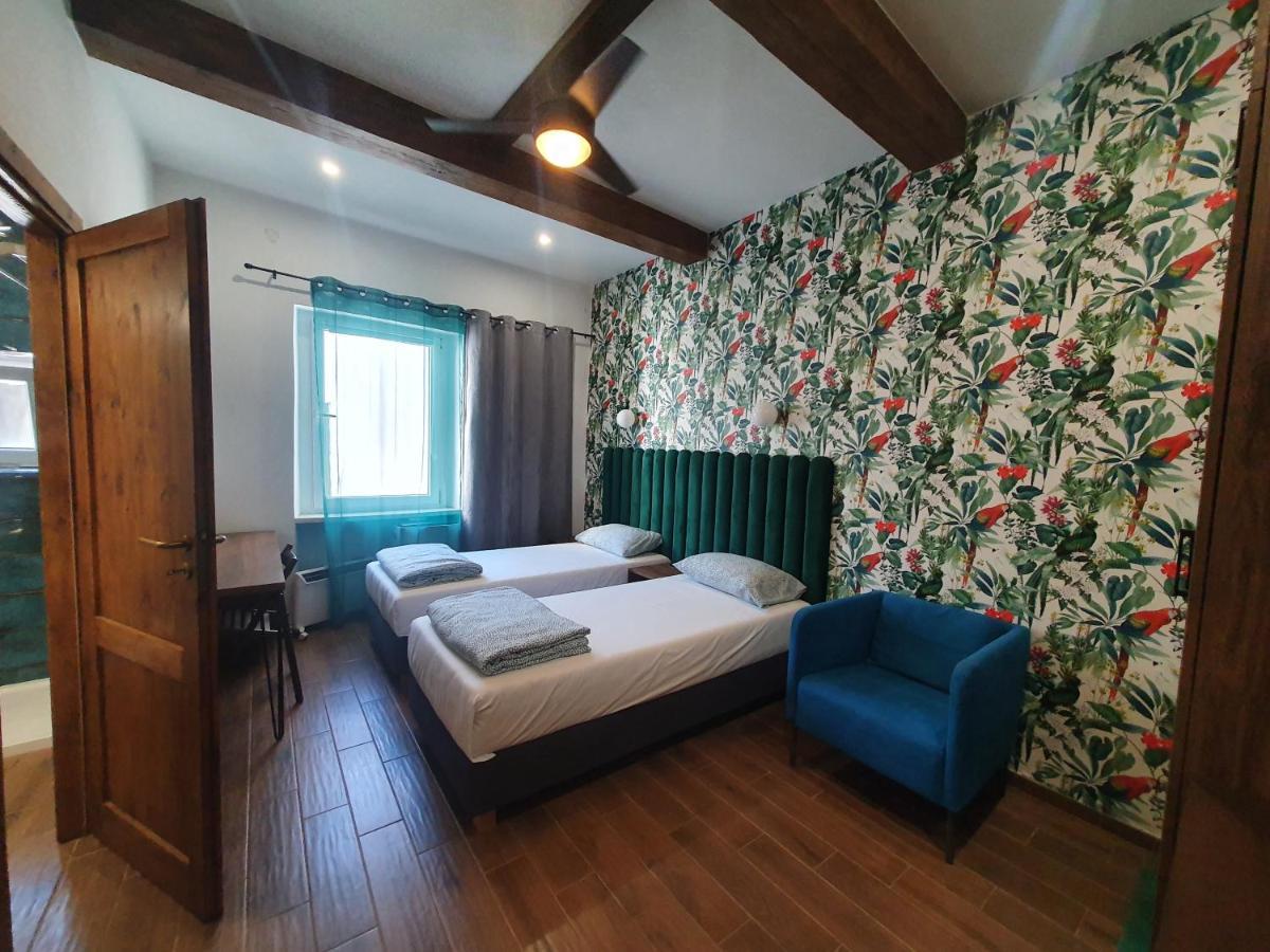 Luxurio Rooms With Baths Livorno Ngoại thất bức ảnh