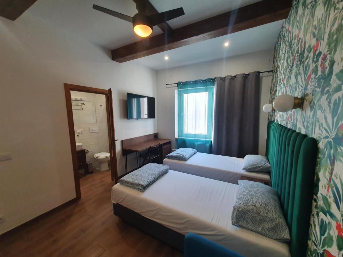Luxurio Rooms With Baths Livorno Ngoại thất bức ảnh